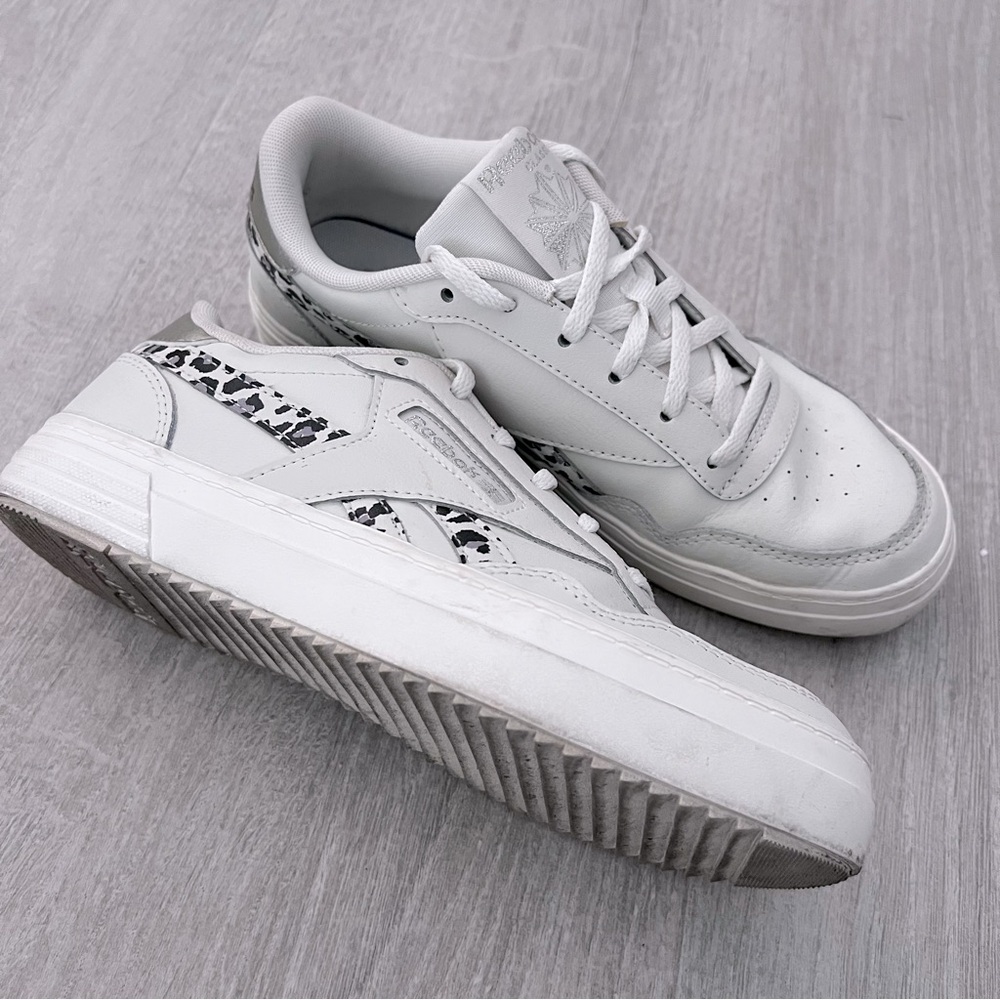 Reebok Tennis Shoe Leopard Stripe